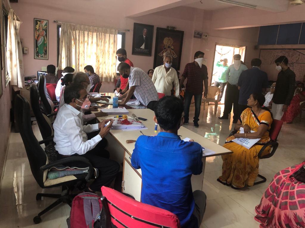 कुडसाद गावात (सुरत जिल्हा) ११ जून २०२० रोजी संमती शिबिर सुरू आहे.
